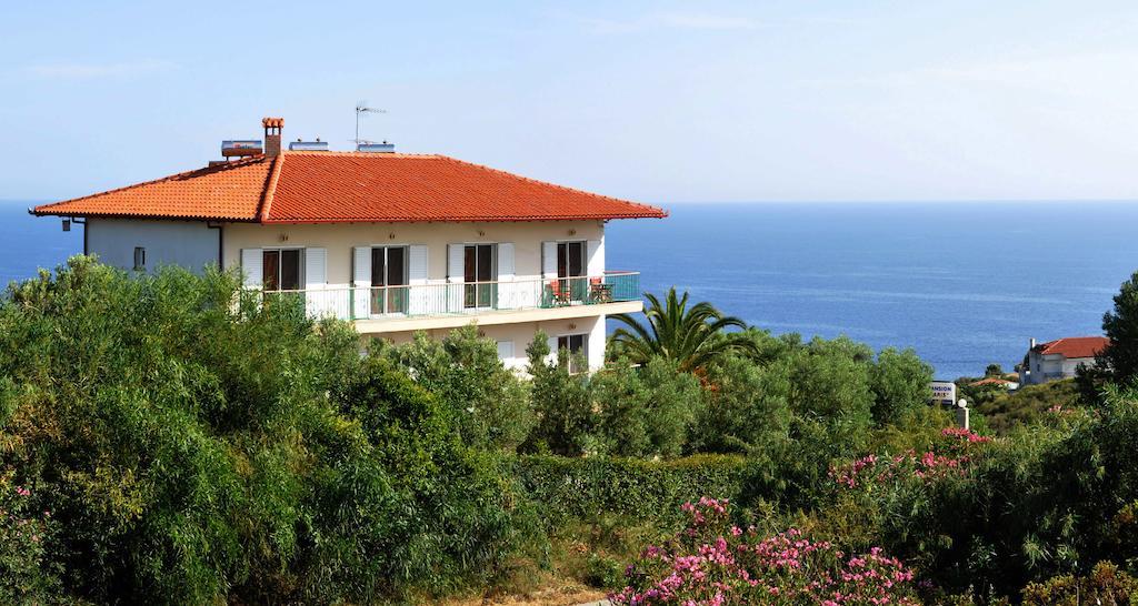 Aris Pension Agia Paraskevi  Ngoại thất bức ảnh